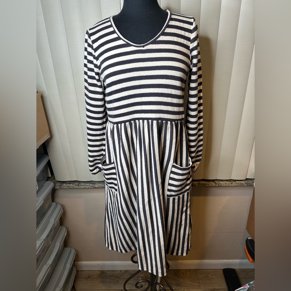 Orange Creek Slip Dress Charcoal White Stripe Poly/Cotton Loose Weave Size Large